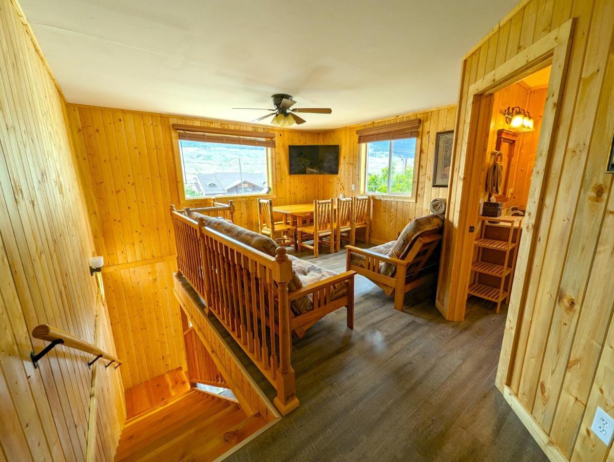 Yellowstone'S Treasure Cabins Gardiner Dış mekan fotoğraf