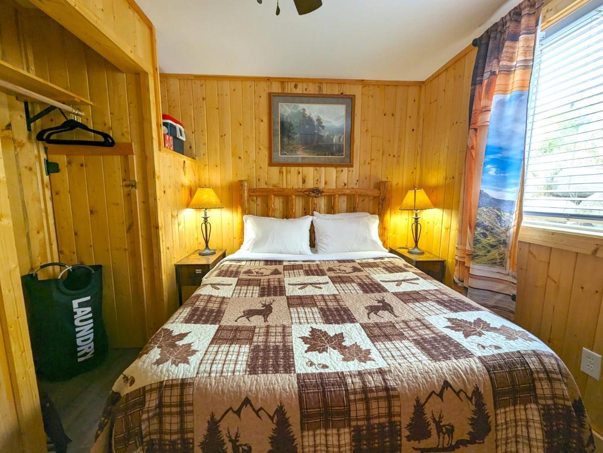 Yellowstone'S Treasure Cabins Gardiner Dış mekan fotoğraf