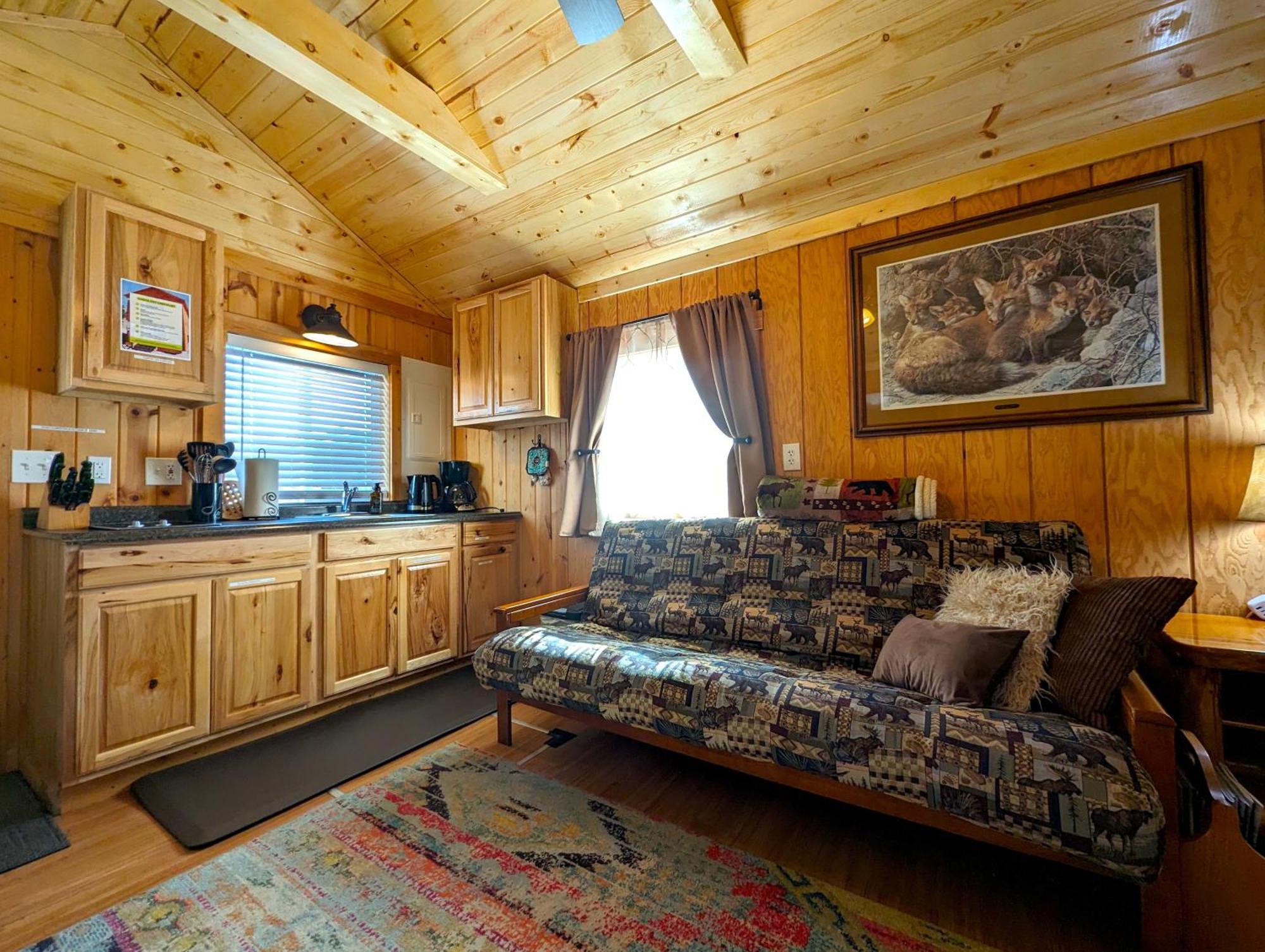 Yellowstone'S Treasure Cabins Gardiner Dış mekan fotoğraf