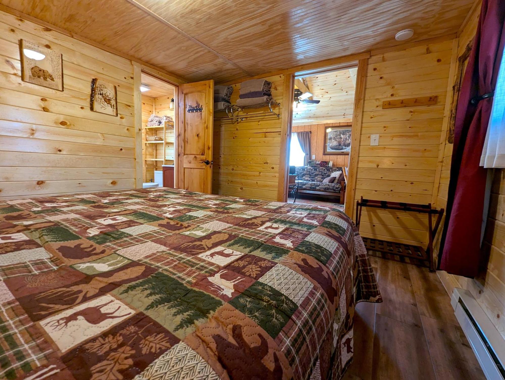 Yellowstone'S Treasure Cabins Gardiner Dış mekan fotoğraf