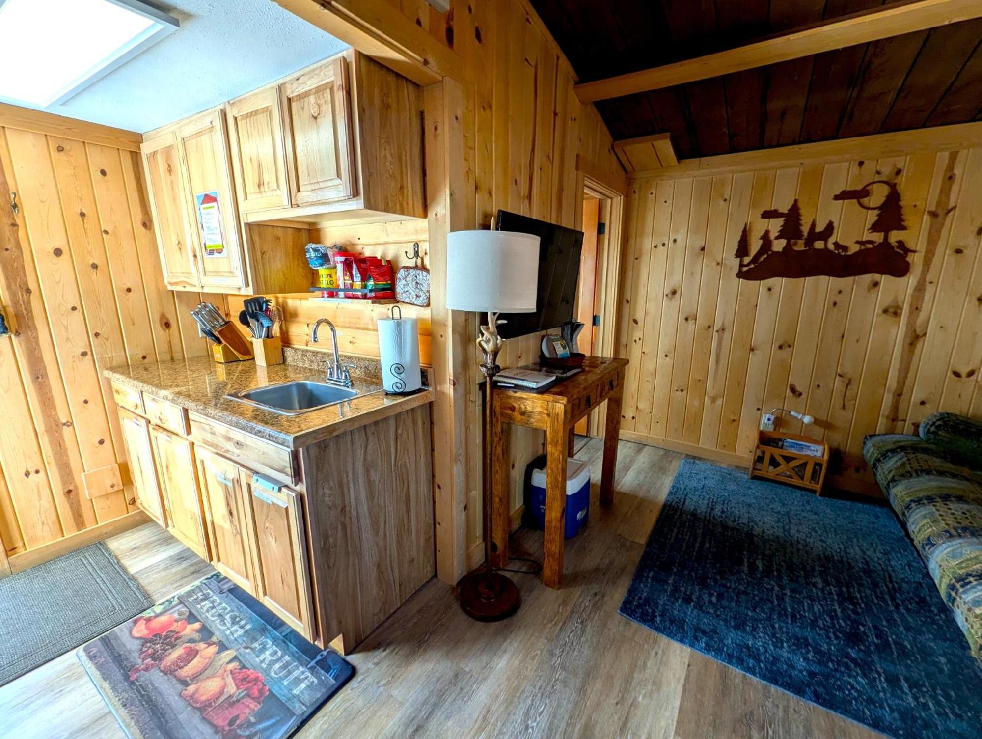 Yellowstone'S Treasure Cabins Gardiner Dış mekan fotoğraf