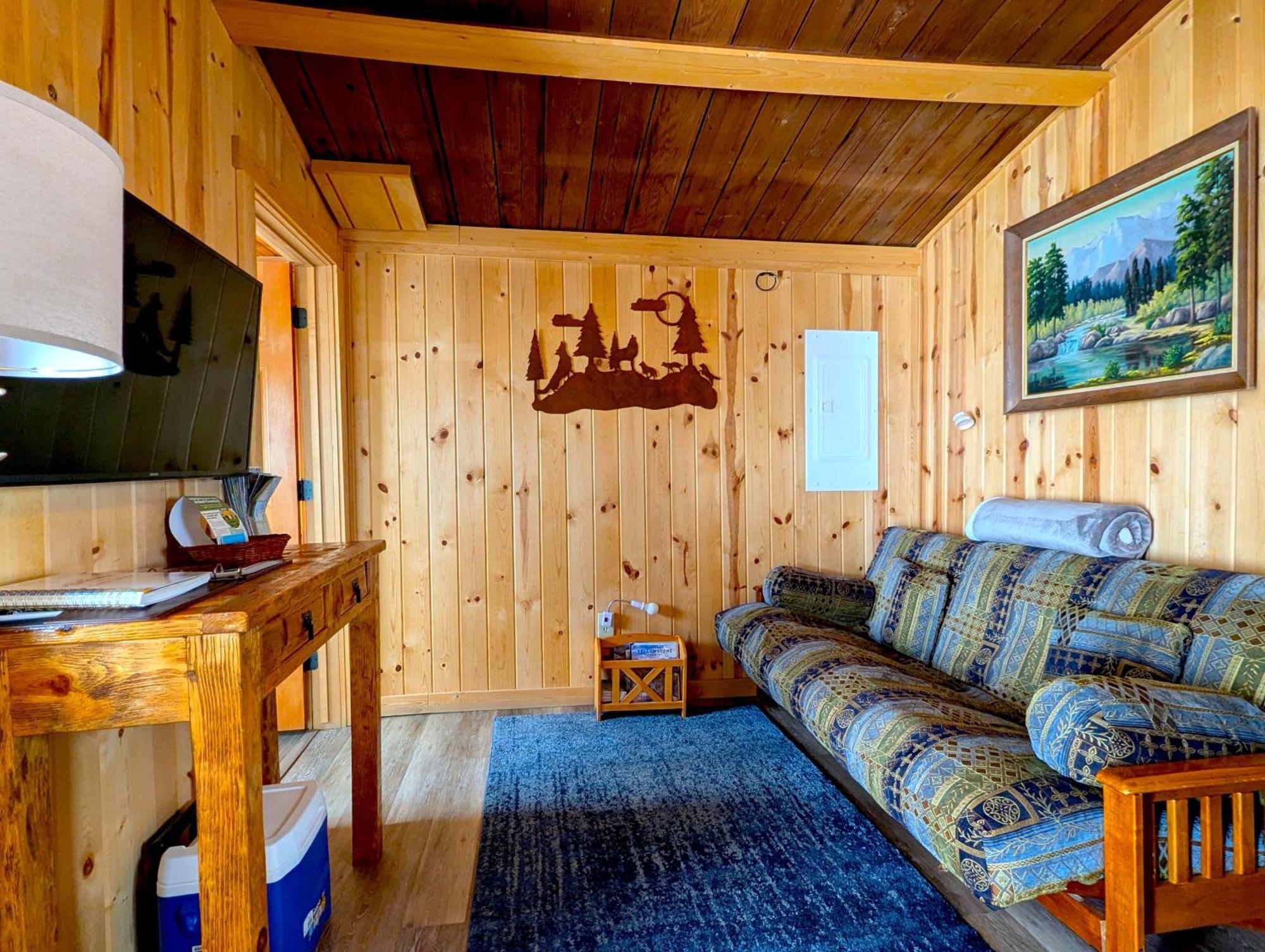 Yellowstone'S Treasure Cabins Gardiner Dış mekan fotoğraf